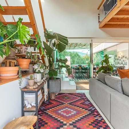 Chao Garden Retreat Holiday home Venade