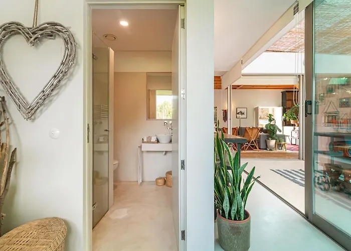 Chao Garden Retreat *